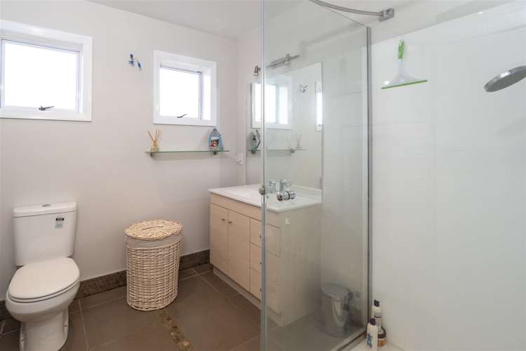 39 Reid Crescent Allenton_11