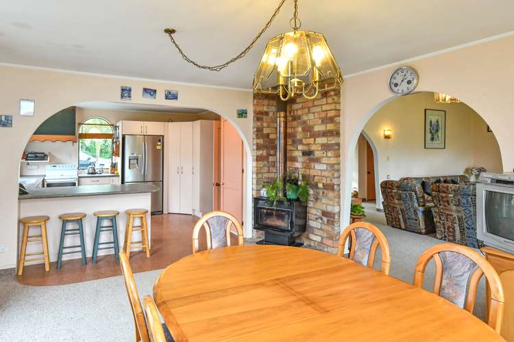 401 Creightons Road Clevedon_16