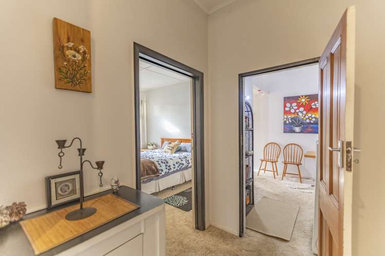 12 Seaview Road Herbertville_11