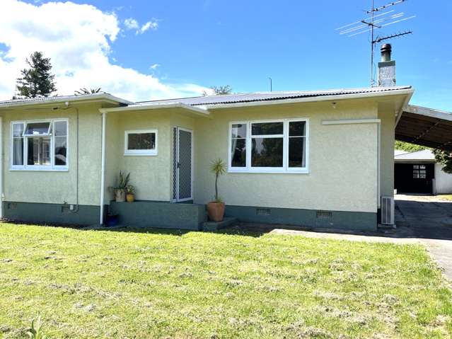 CARTERTON - 3 BEDROOMS