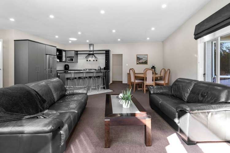 5 Fintry Place Flat Bush_5