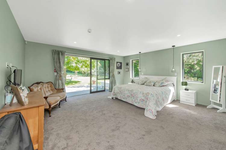 477 Swamp Road Burnham_17