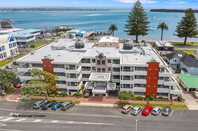 202/36 Victoria Road (The Anchorage) Mt Maunganui_1