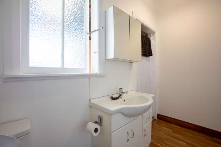 170 High Street Dannevirke_14