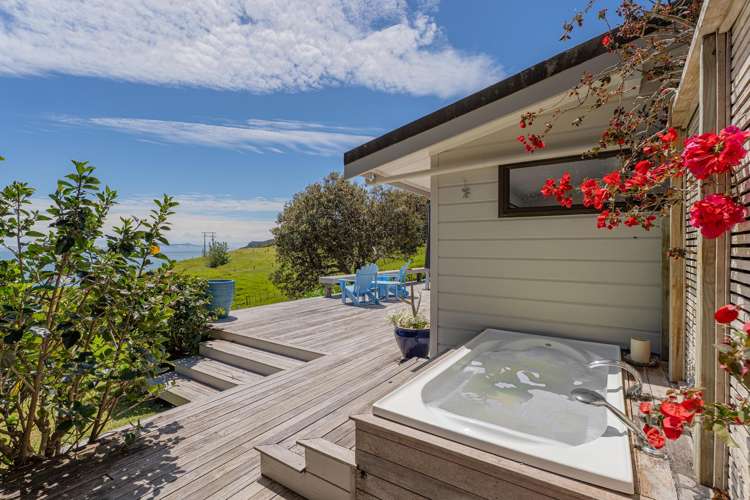 . Sh25 Te Rerenga-Kuaotunu Road Kuaotunu_14