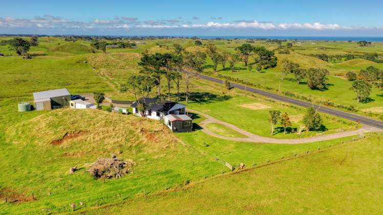 6190 South Road Rahotu_17