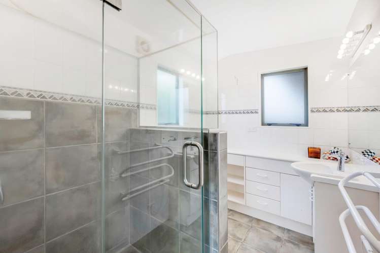 22B Tawhiri Road One Tree Hill_17