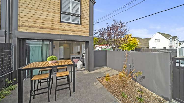 8a Champion Street Edgeware_10