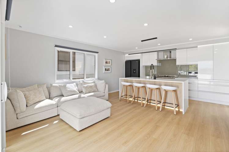 21 Albert Hall Drive Red Beach_9