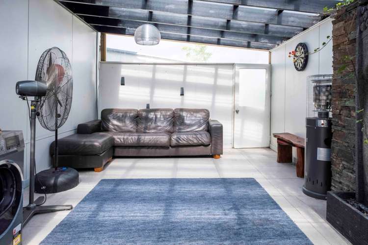 11 Chalmers Street Avondale_27