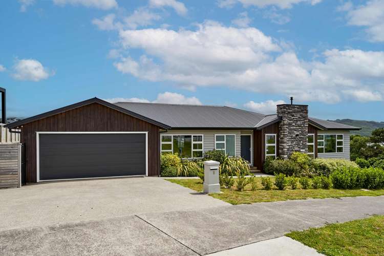 8 Frances Brown Avenue Aotea_20