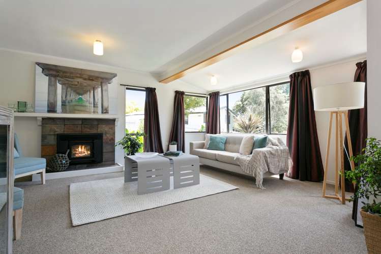 9 Eliot Place Leamington_6