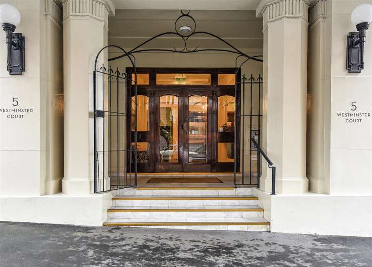 5c/5 Parliament Street Auckland Central_9