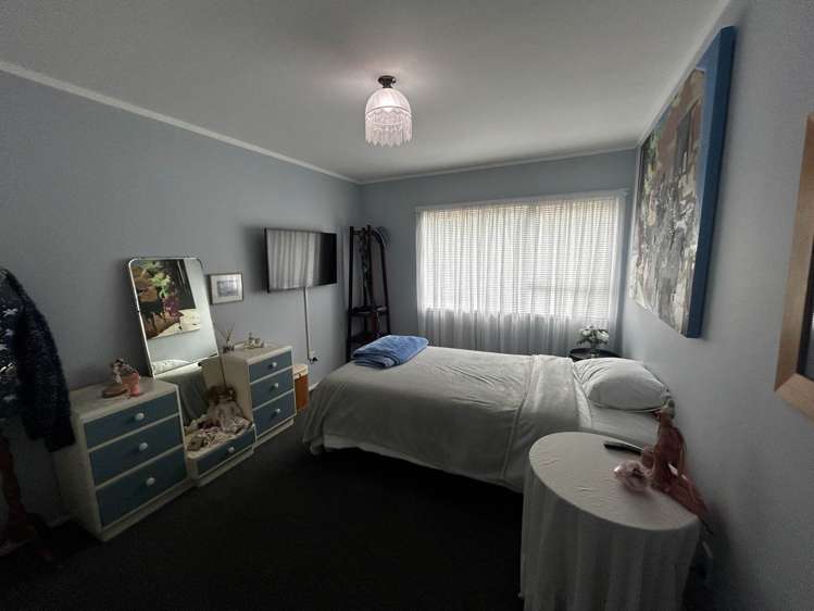 3-20 Reid Road New Lynn_10