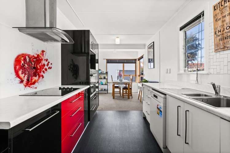 102 Nuffield Avenue Marewa_2