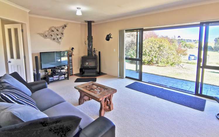 151 Pukenamu Road Te Horo_21