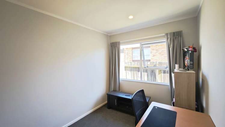 22A James Street Glenfield_12