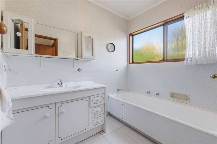 28 Forrester Drive Welcome Bay_25