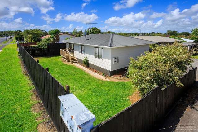 2/106 Shifnal Drive Randwick Park_2