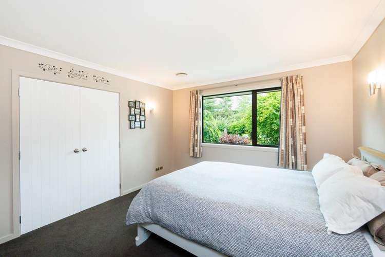 54 Henaghans Road Kelvin Grove_15