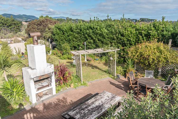 29 Frimley Terrace Waikanae Beach_24