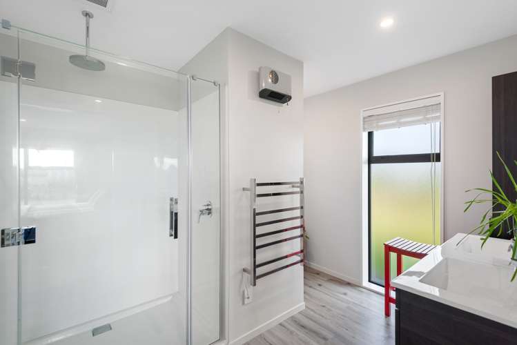 19 Landsborough Drive Darfield_13