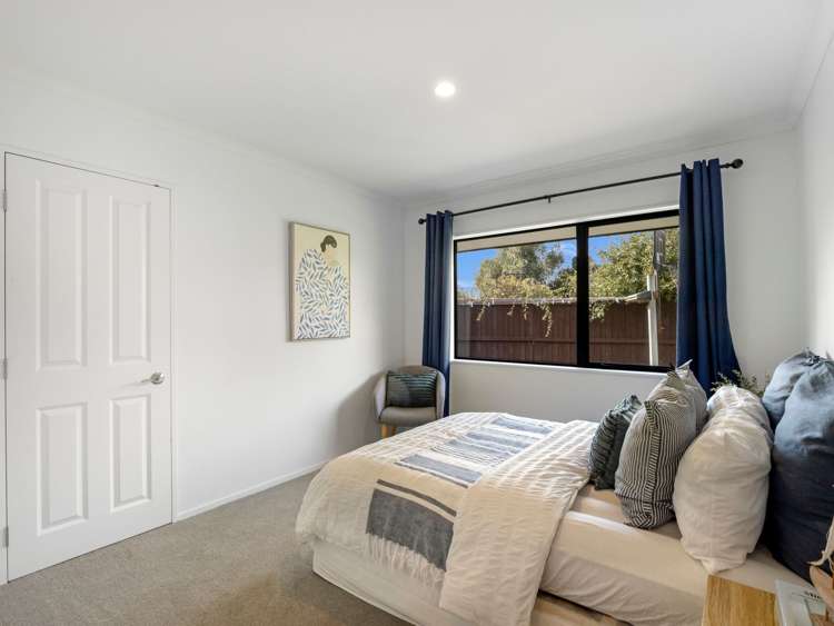 278 Southfield Drive Lincoln_23