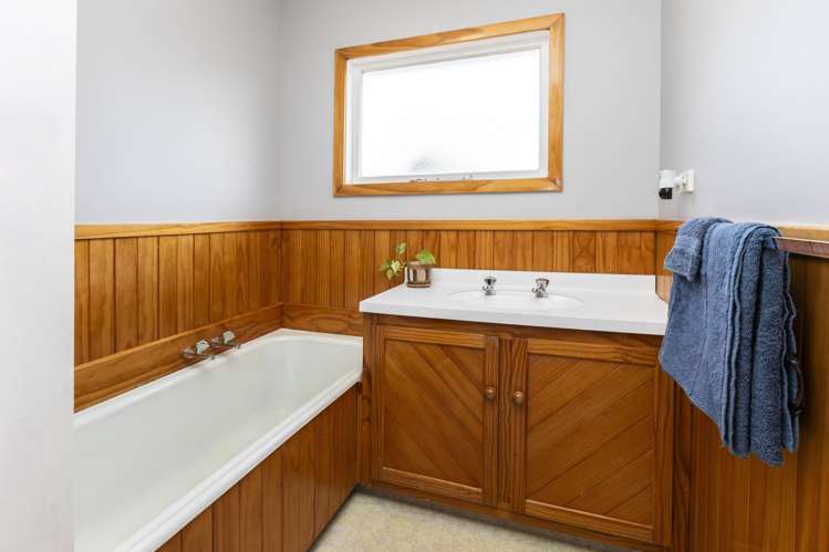 4 Reginald Street Burwood_16