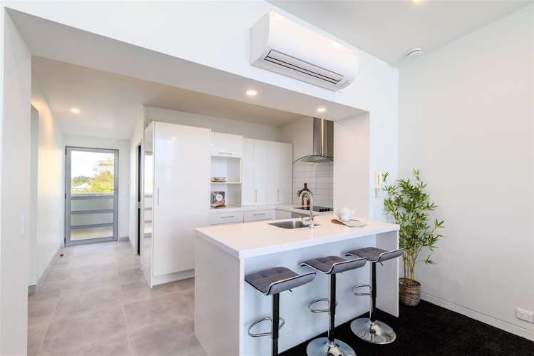 10/272 Marine Parade New Brighton_5