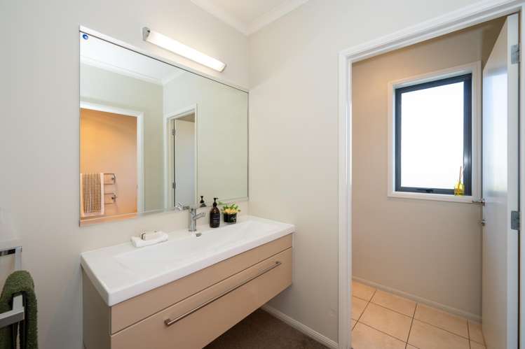 25 Arbuckle Road Frimley_13