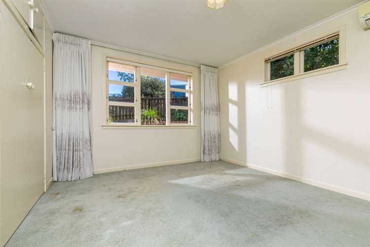 79 Tiroroa Avenue Te Atatu South_15