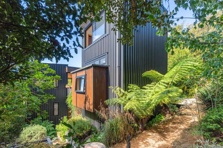 27 Queens Drive Oneroa_26