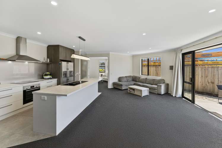 61 Woodley Road Richmond_7