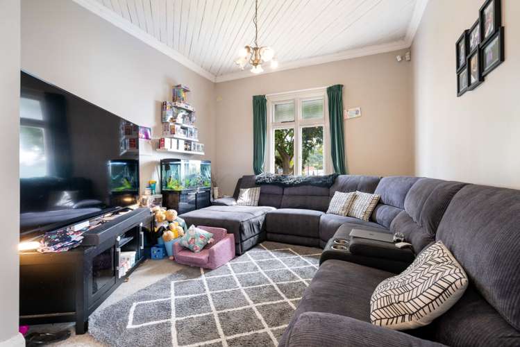 1 Hazel Avenue Caversham_7