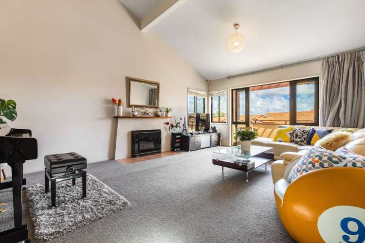 5/8 Tobago Place Sunnynook_7