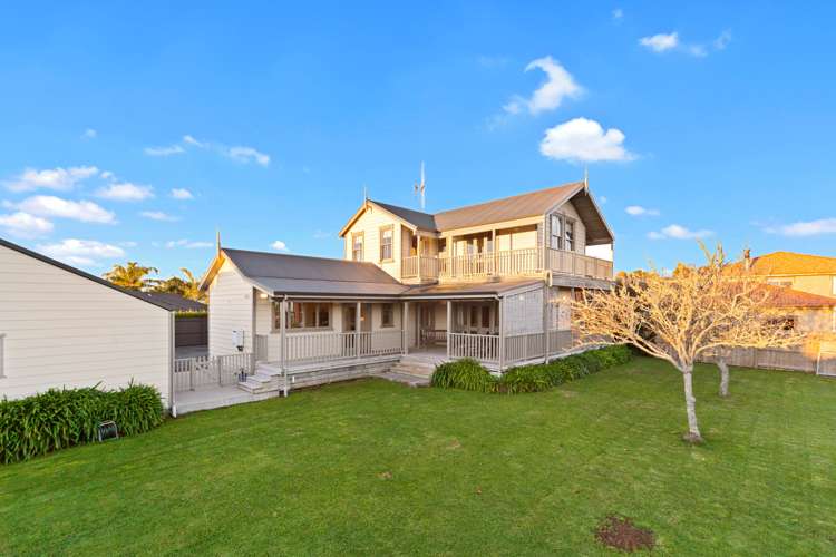 8 Apollo Place Rototuna North_0