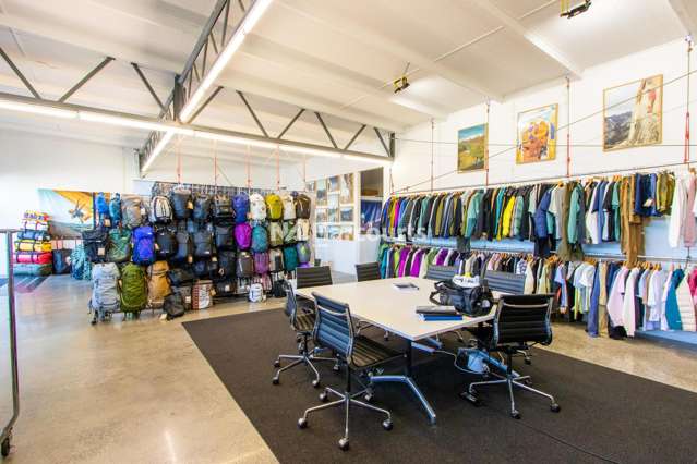 2B/38 Barrys Point Road Takapuna_3