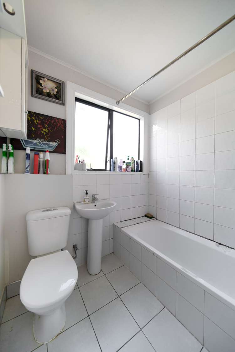 15 Gubb Place Otara_10