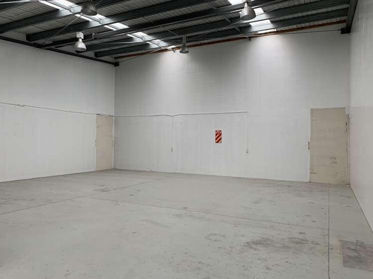 3/60 Hayton Road Wigram_2