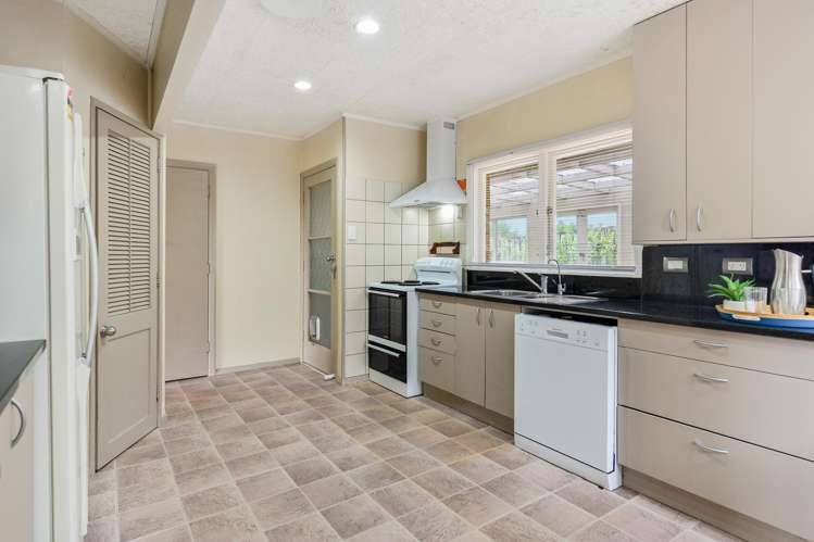 6 Priscilla Crescent Melville_24