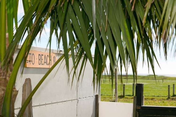 9c Dolphin Parade Bell Block_9