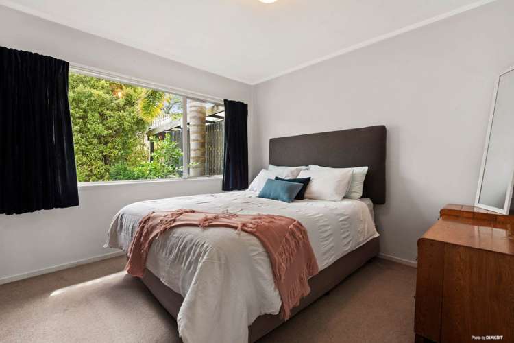 1/33 Cyclarama Crescent Massey_1