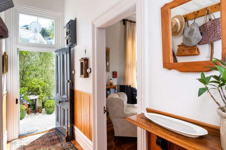 1 Seaview Terrace Bluff Hill_7