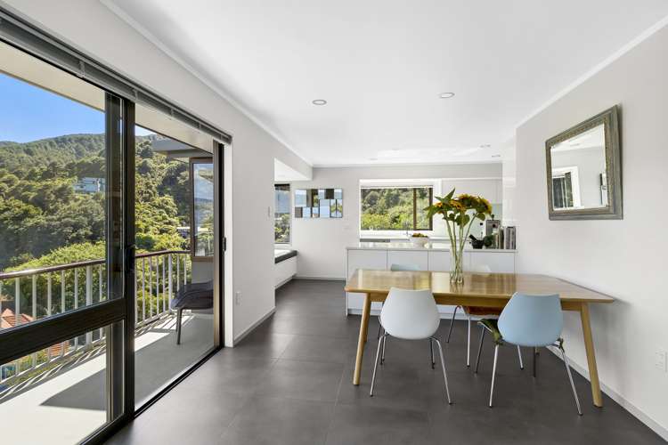 32 Walter Road Lowry Bay_3