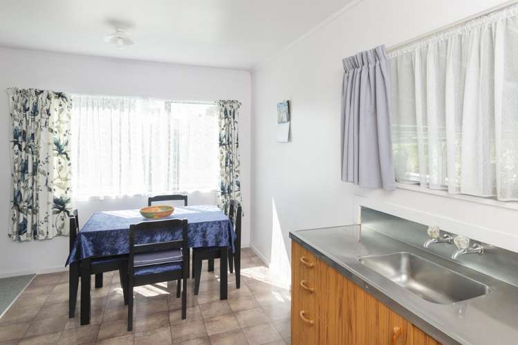 48 Andrew Street Elgin_21