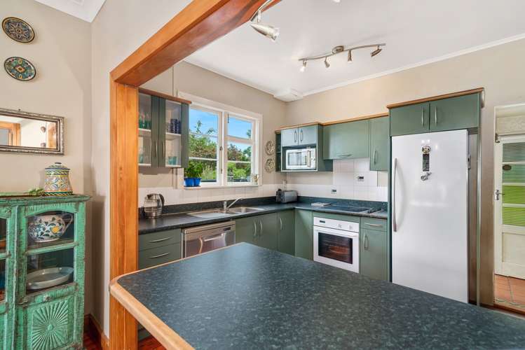 16 High Street Glenholme_21