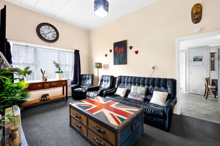 82 Union Street Hawera_7