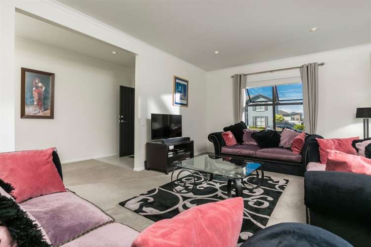 88 Mackay Drive Greenhithe_1