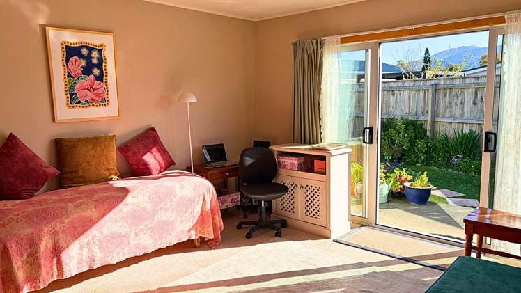 3/10 Feary Crescent Takaka_6