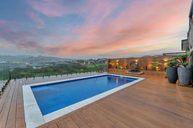 13 PEACOCK PLACE_1